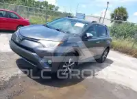 2018 Toyota RAV4 фото
