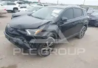 2018 Toyota RAV4 фото