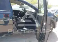 2018 Toyota RAV4 фото