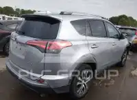 2018 Toyota RAV4 фото