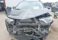 2018 Toyota RAV4 фото
