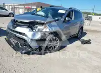 2018 Toyota RAV4 фото