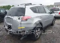 2018 Toyota RAV4 photo