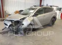 2018 Toyota RAV4 фото