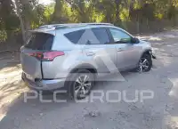 2018 Toyota RAV4 фото
