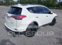 2018 Toyota RAV4 фото