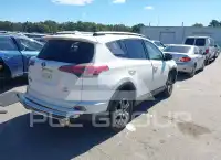 2018 Toyota RAV4 фото