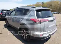2018 Toyota RAV4 photo