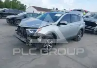 2018 Toyota RAV4 фото