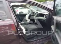 2018 Toyota RAV4 photo