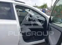 2018 Toyota RAV4 фото