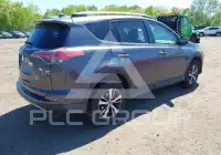 2018 Toyota RAV4 photo
