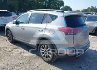 2018 Toyota RAV4 photo