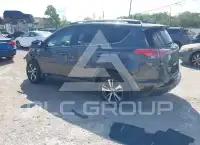2018 Toyota RAV4 фото