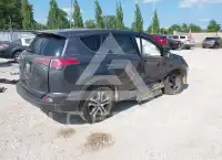 2018 Toyota RAV4 photo