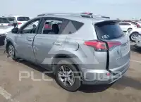 2018 Toyota RAV4 фото