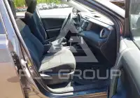2018 Toyota RAV4 photo