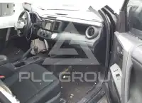 2018 Toyota RAV4 photo