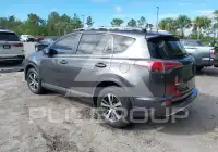 2018 Toyota RAV4 фото