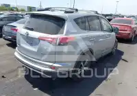 2018 Toyota RAV4 photo
