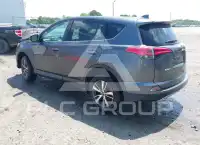 2018 Toyota RAV4 фото