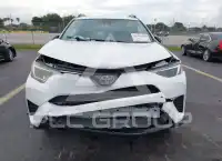 2018 Toyota RAV4 фото