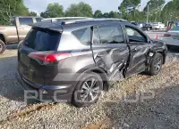 2018 Toyota RAV4 фото