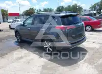2018 Toyota RAV4 фото