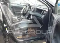 2018 Toyota RAV4 photo