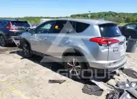 2018 Toyota RAV4 фото