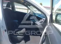 2018 Toyota RAV4 фото