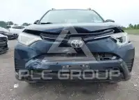 2018 Toyota RAV4 photo