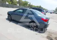 2018 Toyota COROLLA фото