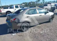2018 Toyota COROLLA фото