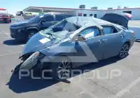 2018 Toyota COROLLA фото