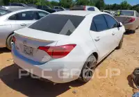 2018 Toyota COROLLA фото