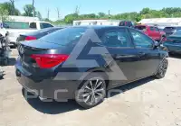 2018 Toyota COROLLA фото