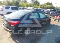 2018 Toyota COROLLA фото