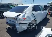 2018 Toyota COROLLA фото