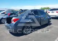 2018 Toyota COROLLA фото