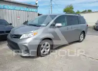 2018 Toyota SIENNA фото