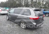 2018 Toyota SIENNA фото
