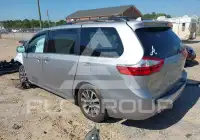 2018 Toyota SIENNA фото