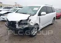 2018 Toyota SIENNA photo
