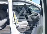 2018 Toyota SIENNA photo