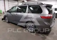 2018 Toyota SIENNA фото
