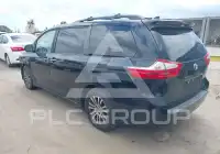 2018 Toyota SIENNA фото