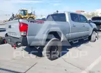 2018 Toyota TACOMA photo