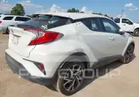 2018 Toyota C-HR photo