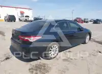 2018 Toyota CAMRY фото
